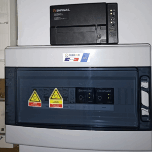 installation coffret de protection AC et passerelle de communication
