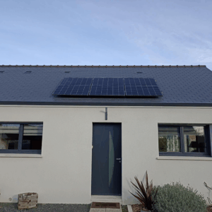 Vue de l’installation photovoltaïque sur le versant Ouest
